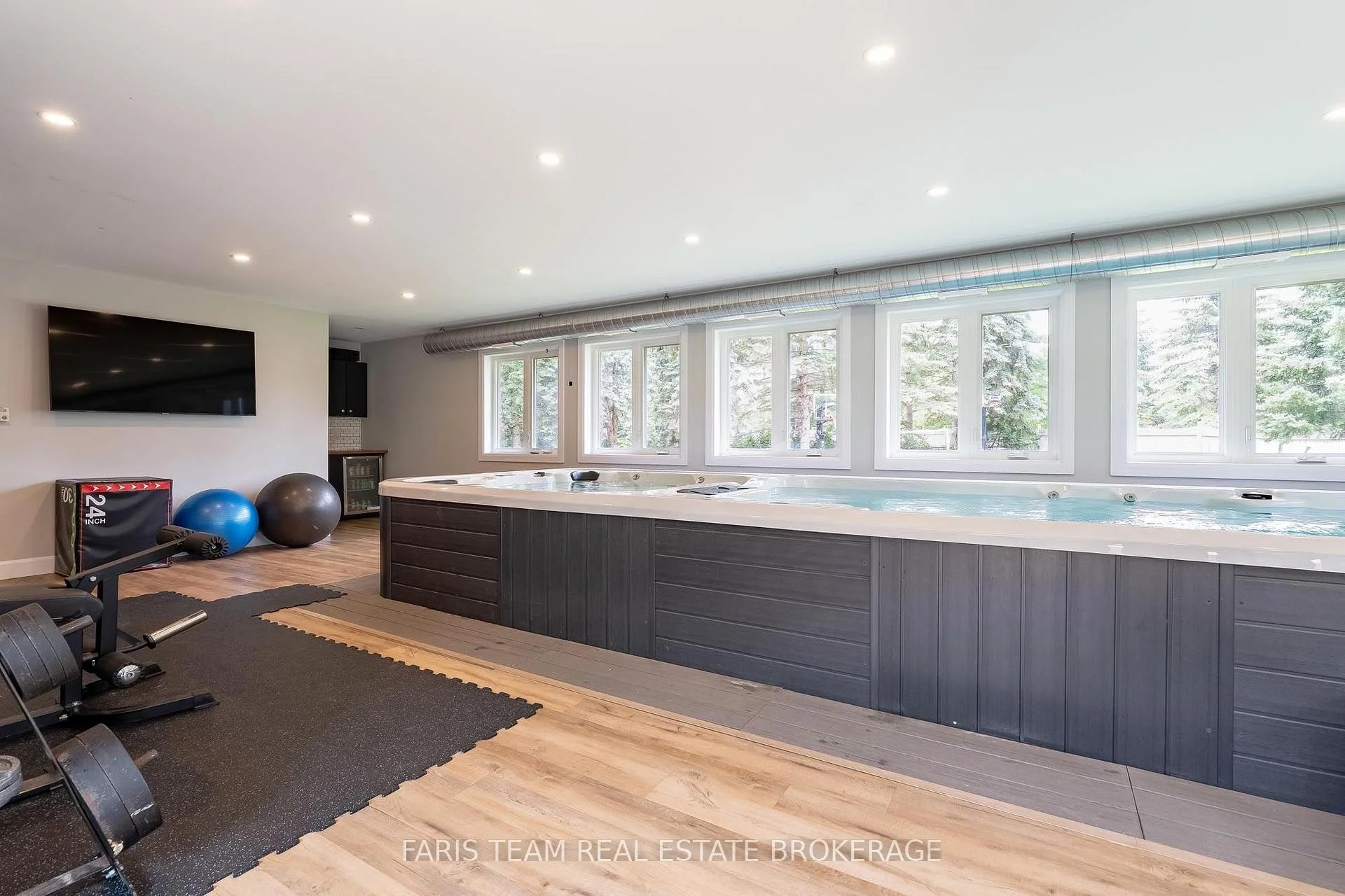Photo 51 of 223A Hickory Lane, Barrie, Bayshore — HOMEH
