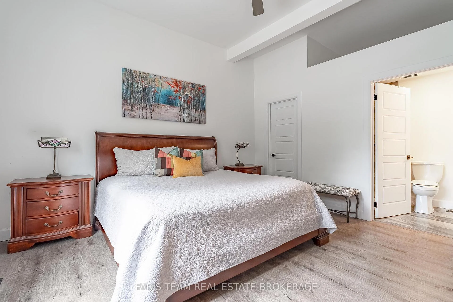 Photo 100 of 223A Hickory Lane, Barrie, Bayshore — HOMEH