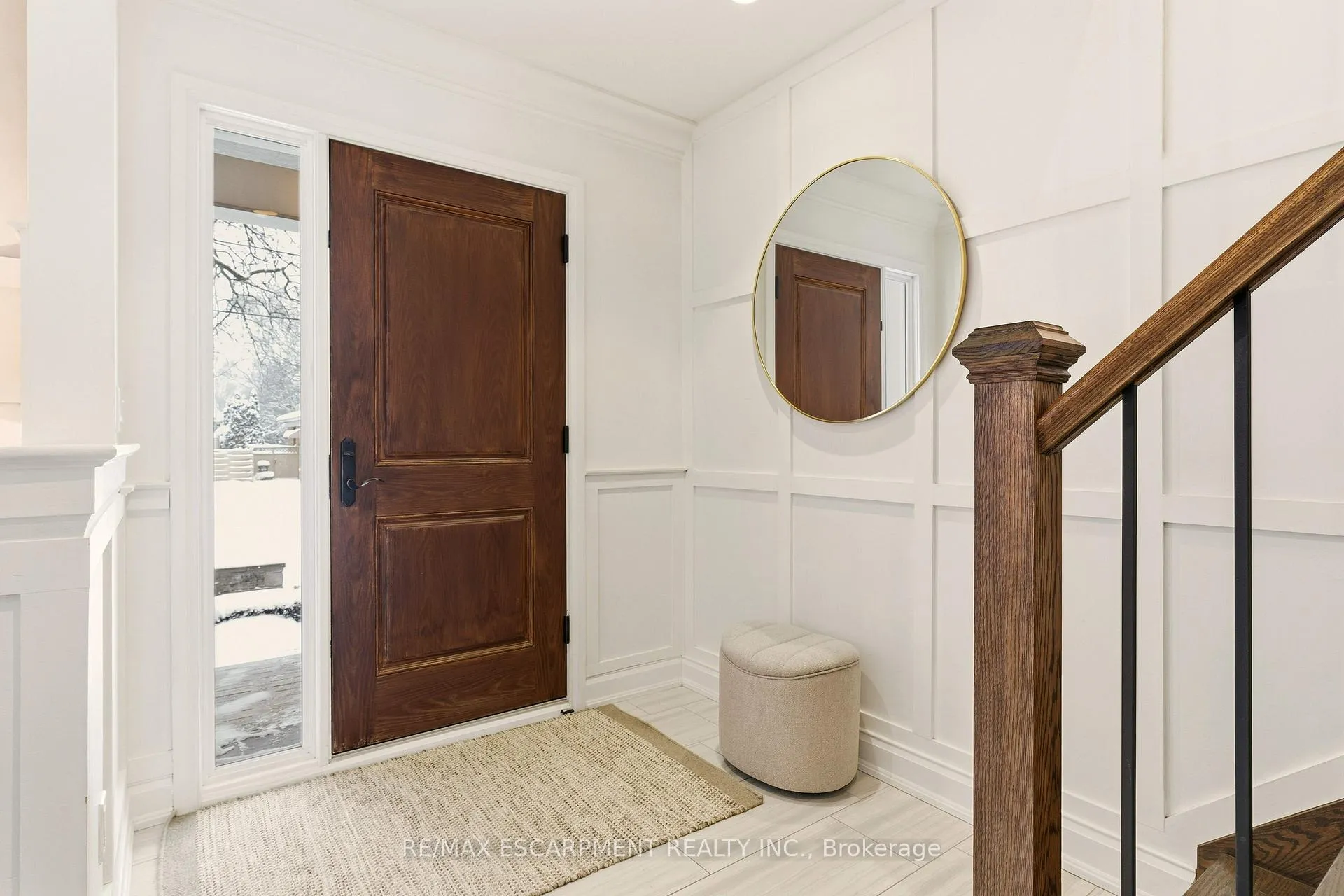Photo 2 of 640 George Street, Burlington, Brant — HOMEH