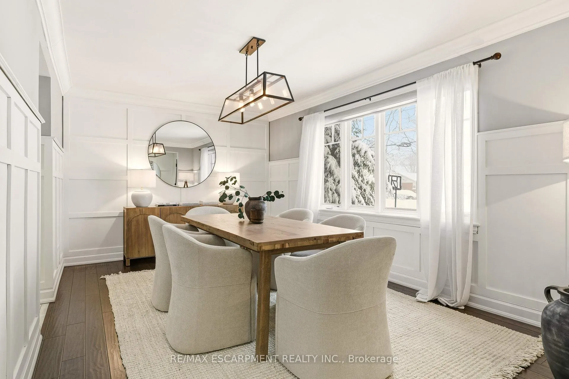 Photo 3 of 640 George Street, Burlington, Brant — HOMEH