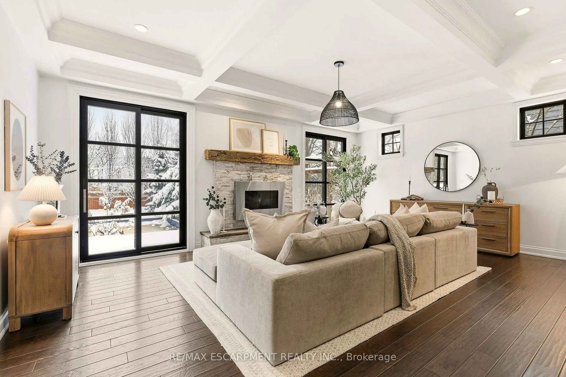 Photo 7 of 640 George Street, Burlington, Brant — HOMEH