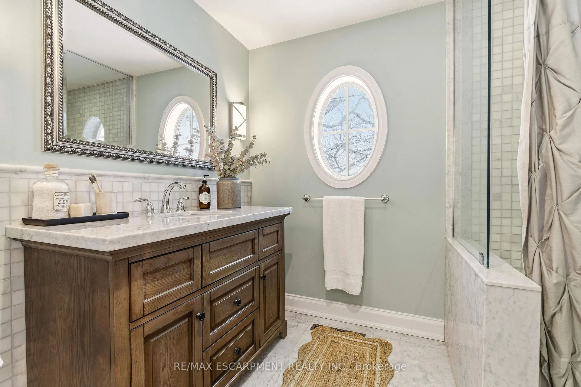 Photo 24 of 640 George Street, Burlington, Brant — HOMEH