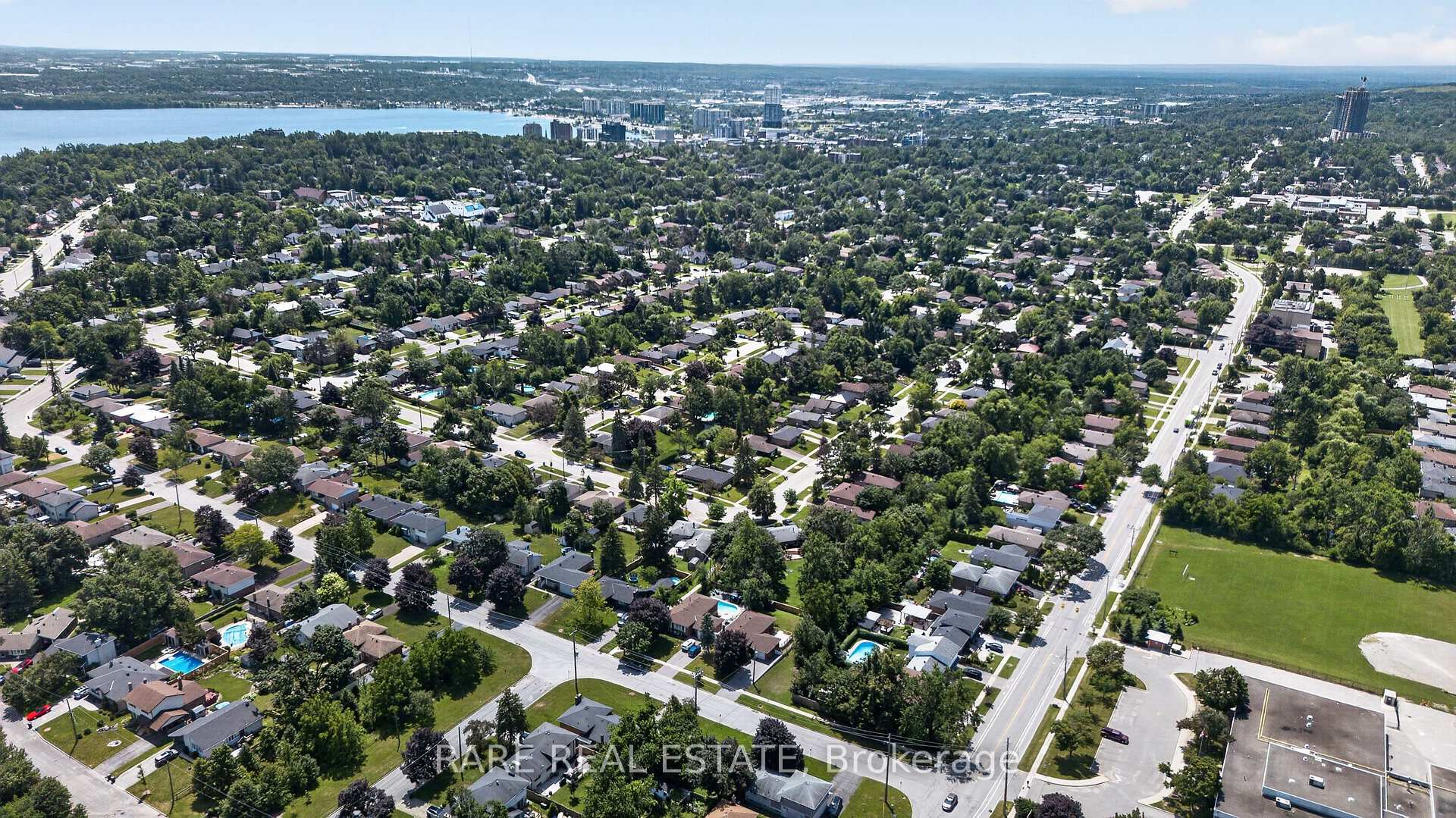 Photo 3 of 38 Lay Street, Barrie, Wellington — HOMEH