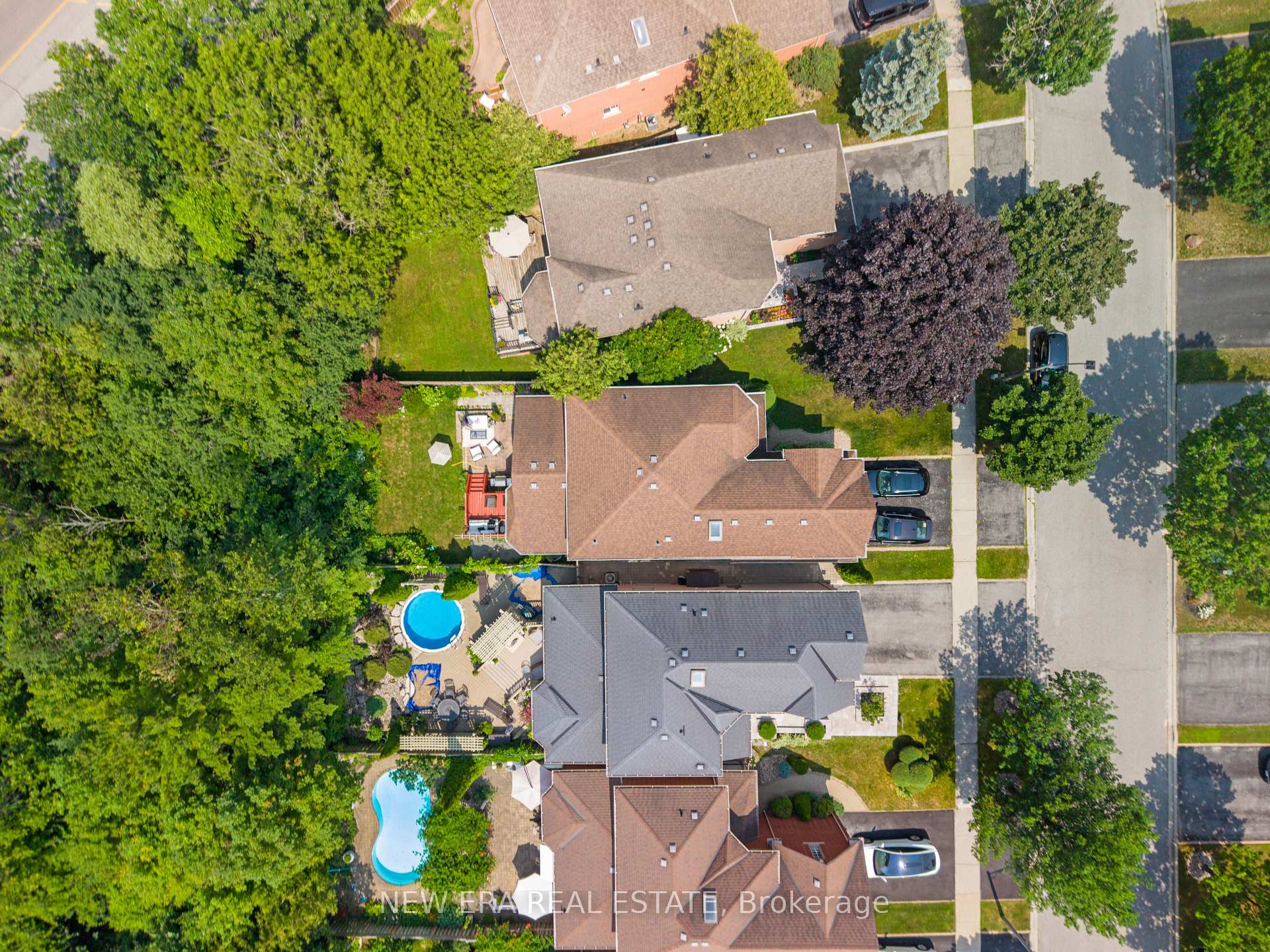 Photo 2 of 1798 Autumn Crescent, Pickering, Amberlea — HOMEH