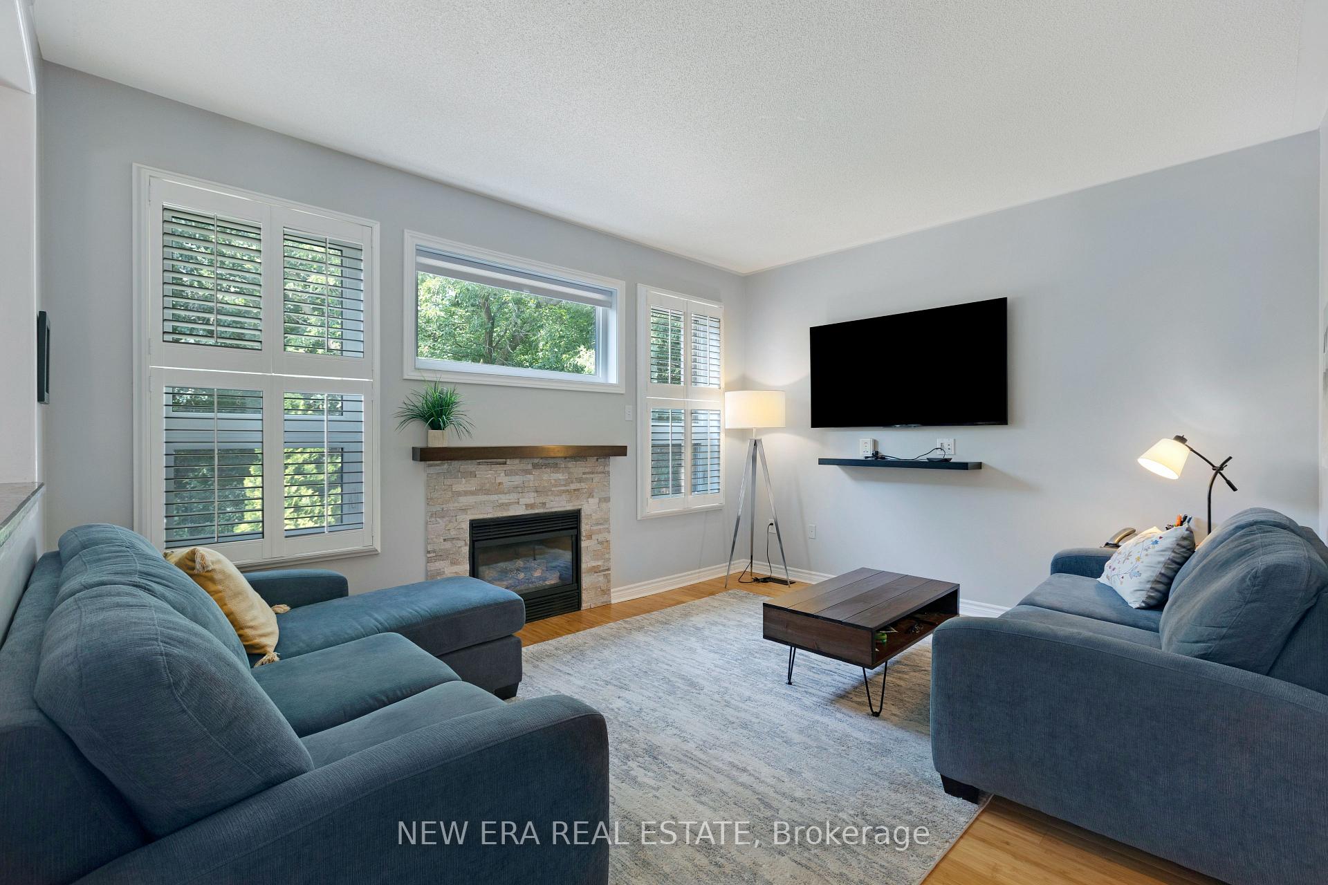Photo 10 of 1798 Autumn Crescent, Pickering, Amberlea — HOMEH