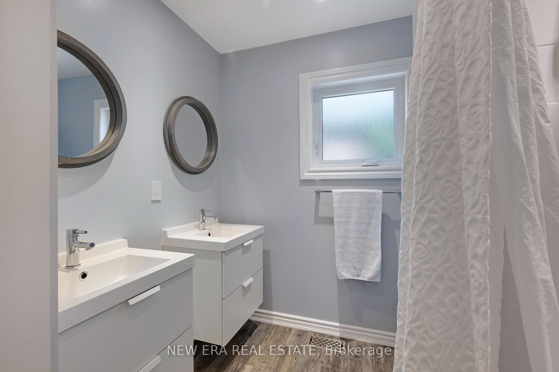 Photo 26 of 1798 Autumn Crescent, Pickering, Amberlea — HOMEH