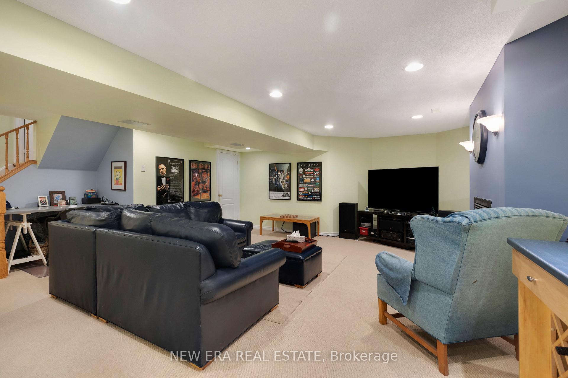 Photo 33 of 1798 Autumn Crescent, Pickering, Amberlea — HOMEH