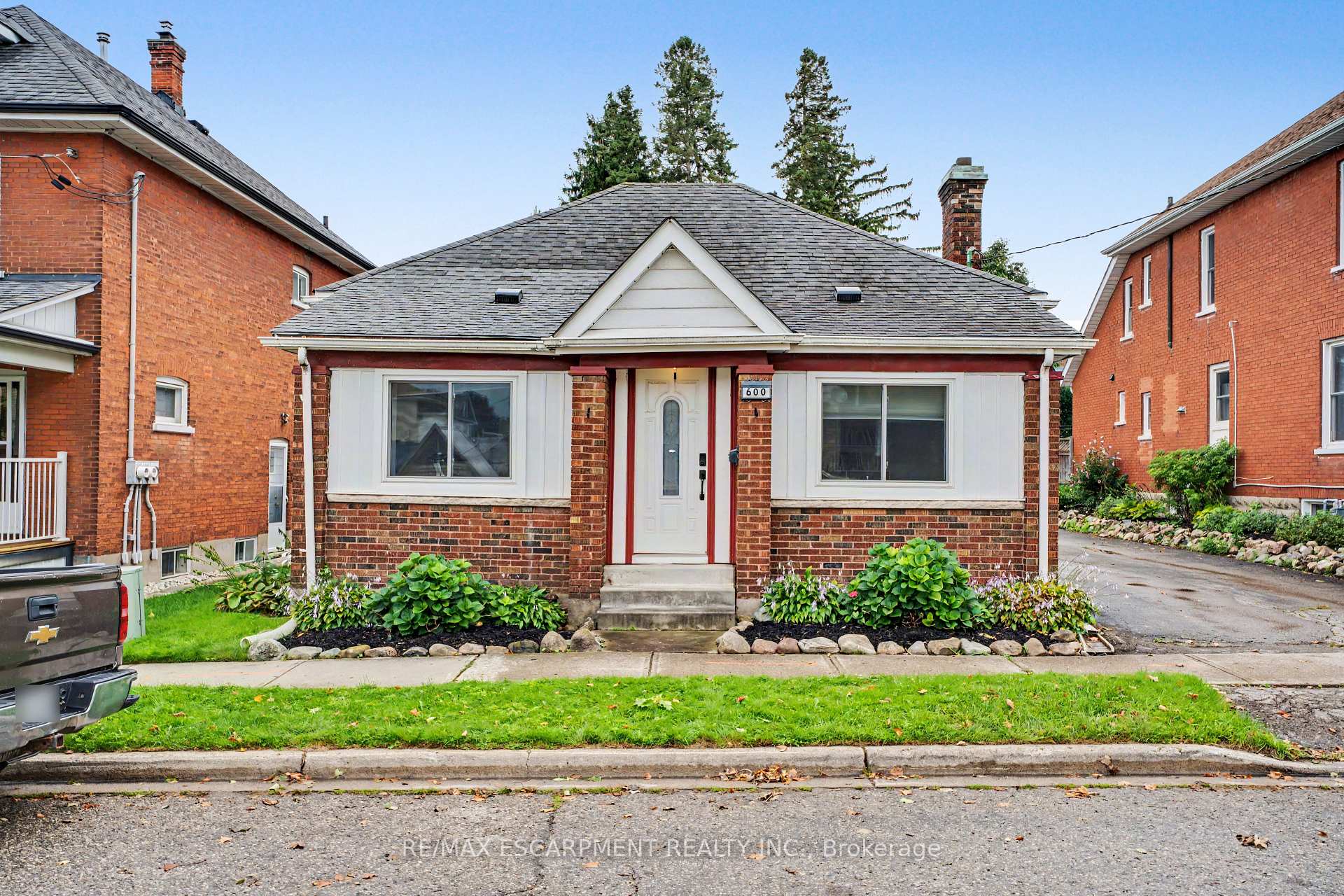 Photo of 600 Peel Street