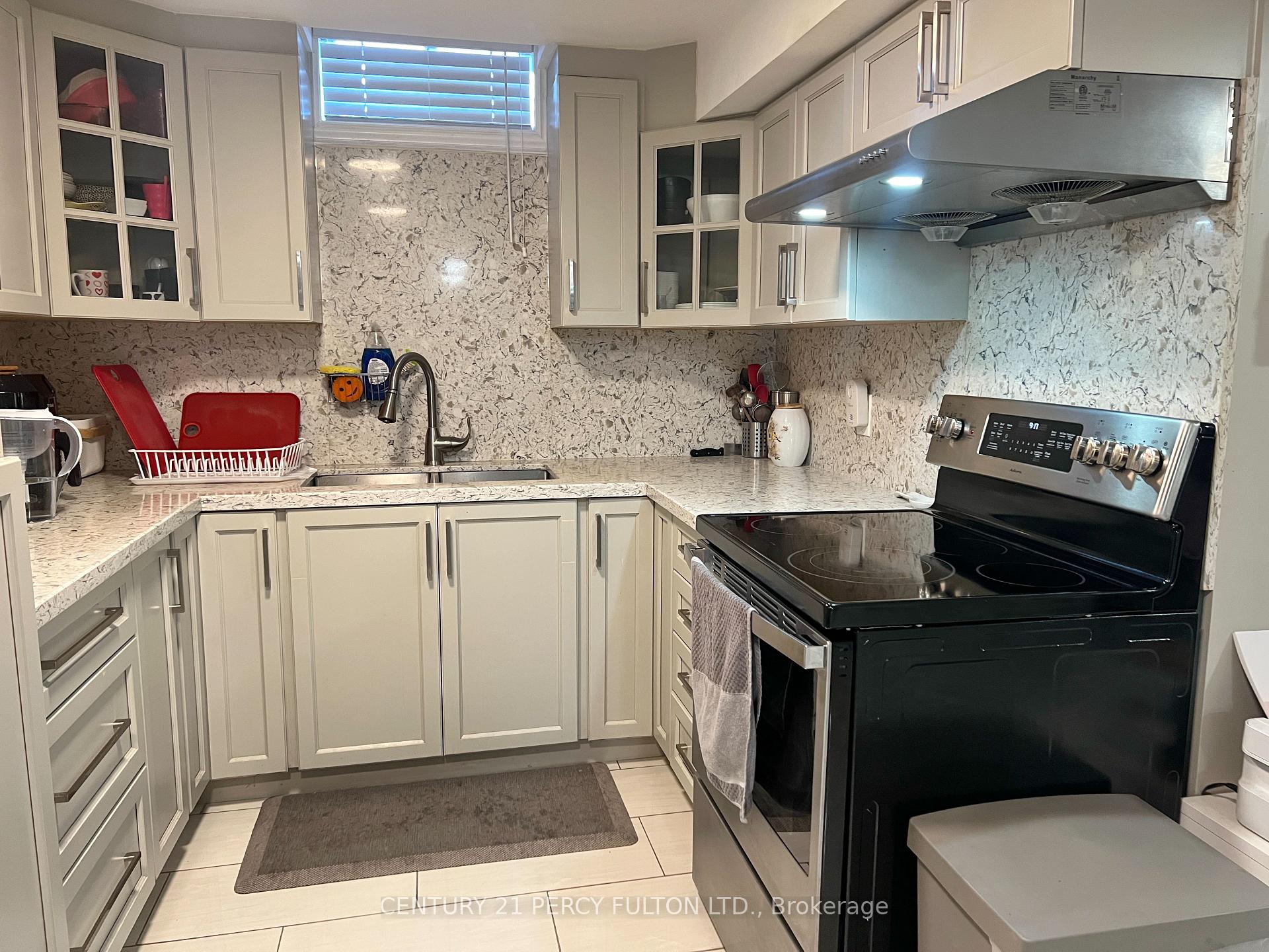 Photo 3 of Unit Bsmt, 53 Elson Street, Markham, Middlefield — HOMEH