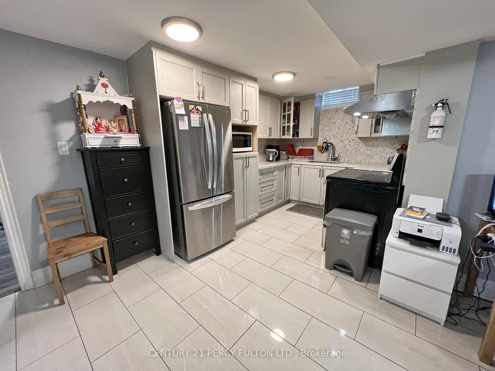 Photo 4 of Unit Bsmt, 53 Elson Street, Markham, Middlefield — HOMEH