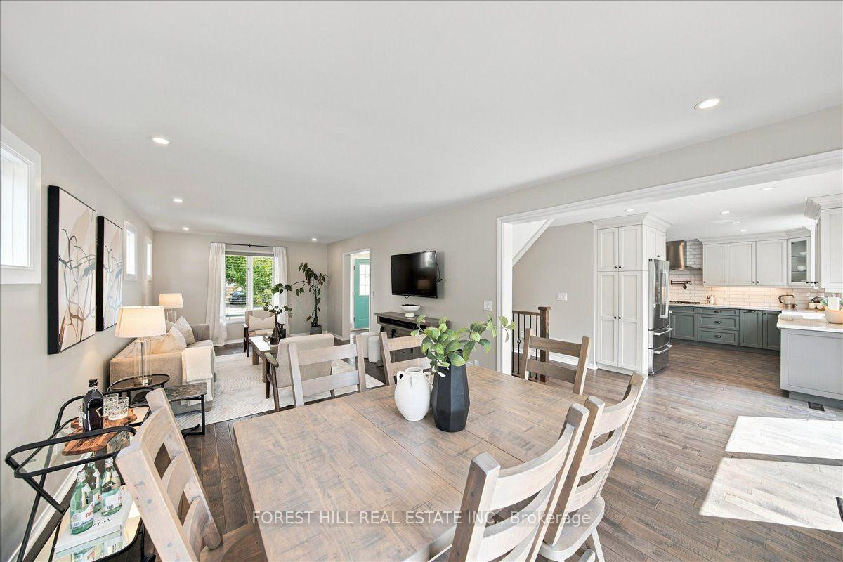 Photo 11 of 137 Main Street, King, Schomberg — HOMEH