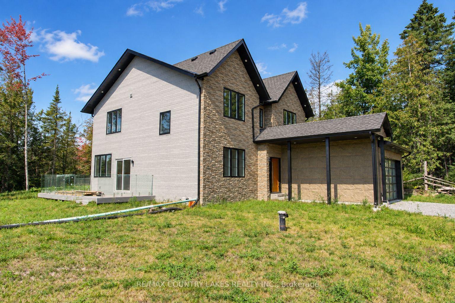 Photo 2 of 445 Martin's Road, Kawartha Lakes, Verulam — HOMEH