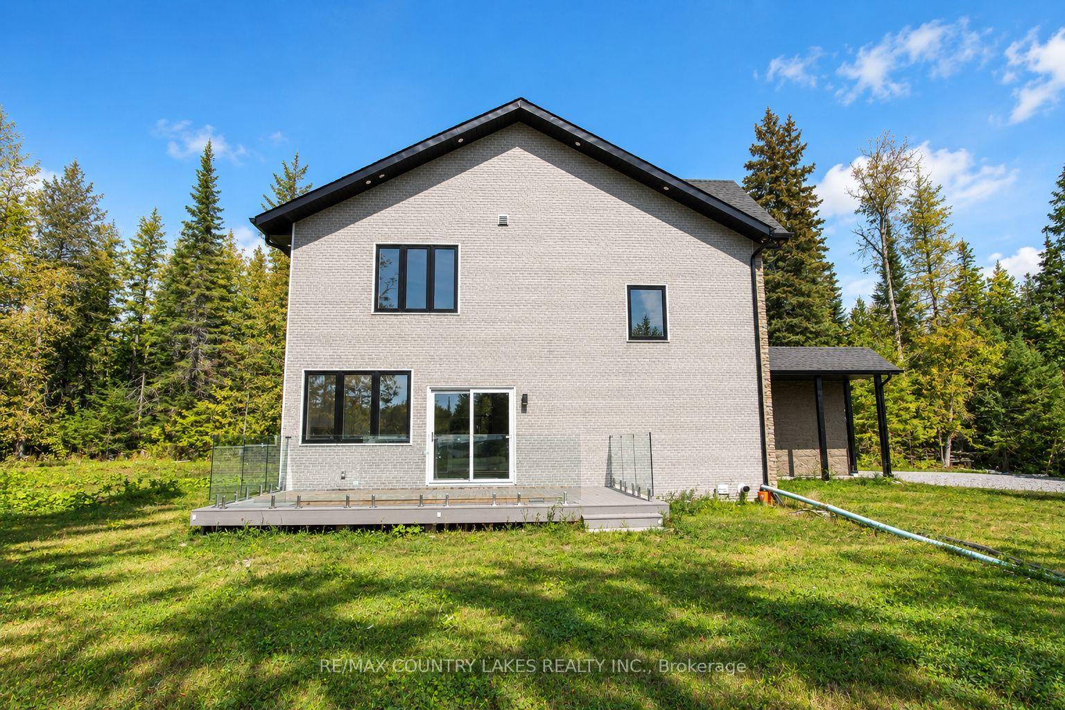 Photo 4 of 445 Martin's Road, Kawartha Lakes, Verulam — HOMEH