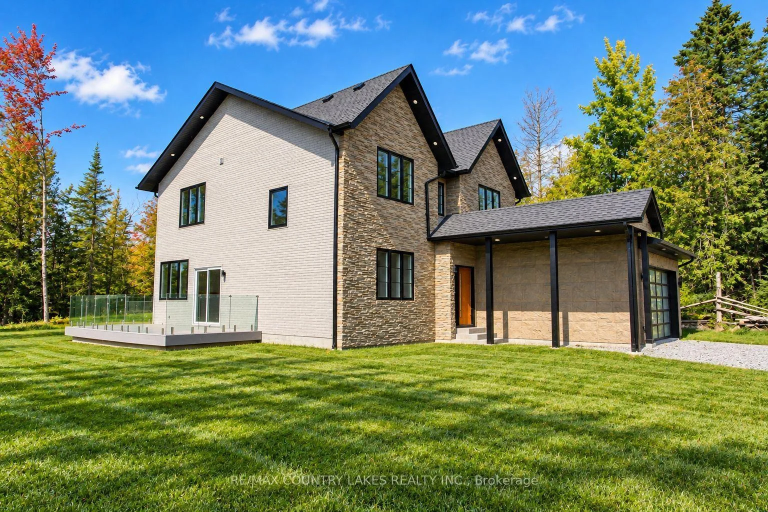 Photo 3 of 445 Martin's Road, Kawartha Lakes, Verulam — HOMEH