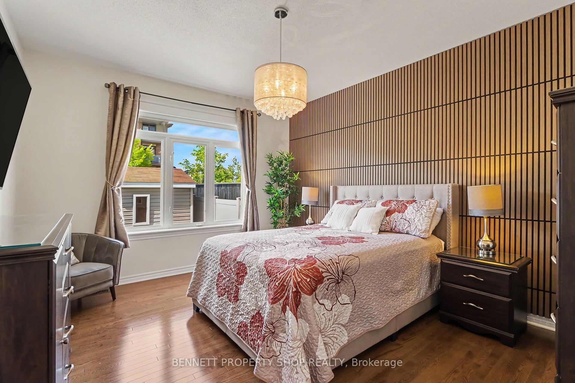 Photo 11 of 259 Shinny Avenue, Ottawa, Kanata - Emerald Meadows/Trailwest — HOMEH