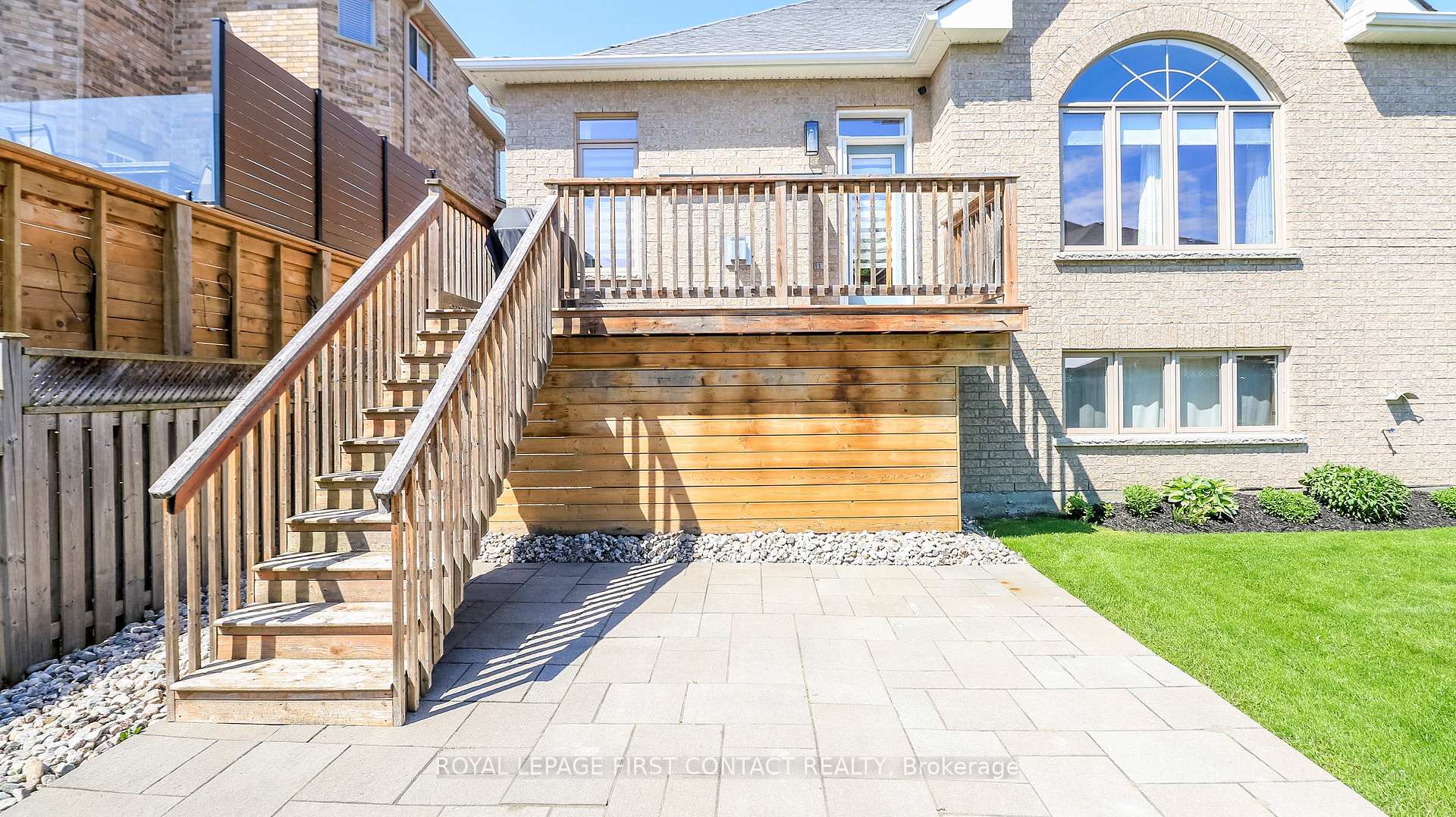 Photo 35 of 33 Tamarack Trail, Barrie, Bayshore — HOMEH