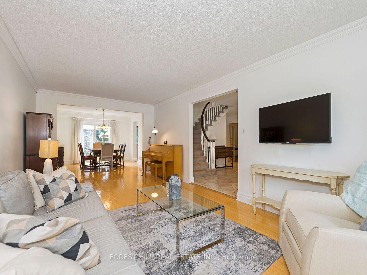 Photo 7 of 6366 Miller's Grove, Mississauga, Meadowvale — HOMEH