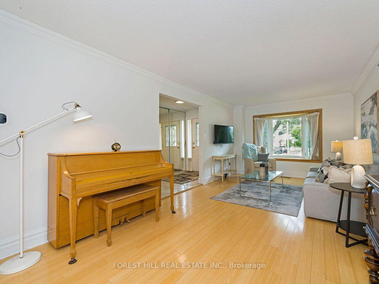Photo 8 of 6366 Miller's Grove, Mississauga, Meadowvale — HOMEH