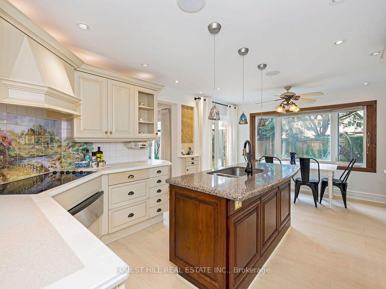 Photo 10 of 6366 Miller's Grove, Mississauga, Meadowvale — HOMEH