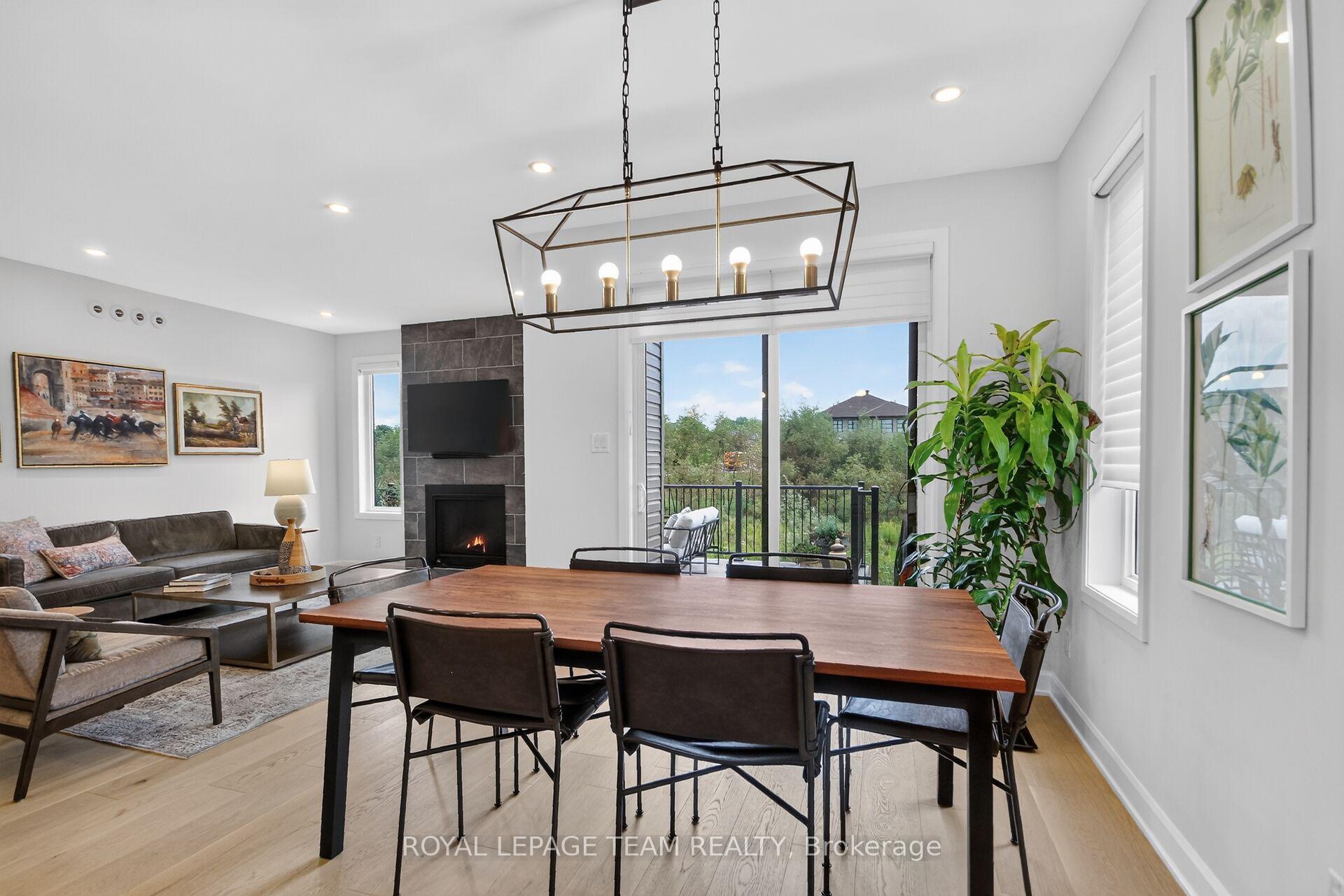 Photo 16 of 725 Coast Circle, Ottawa, Mahogany Community — HOMEH