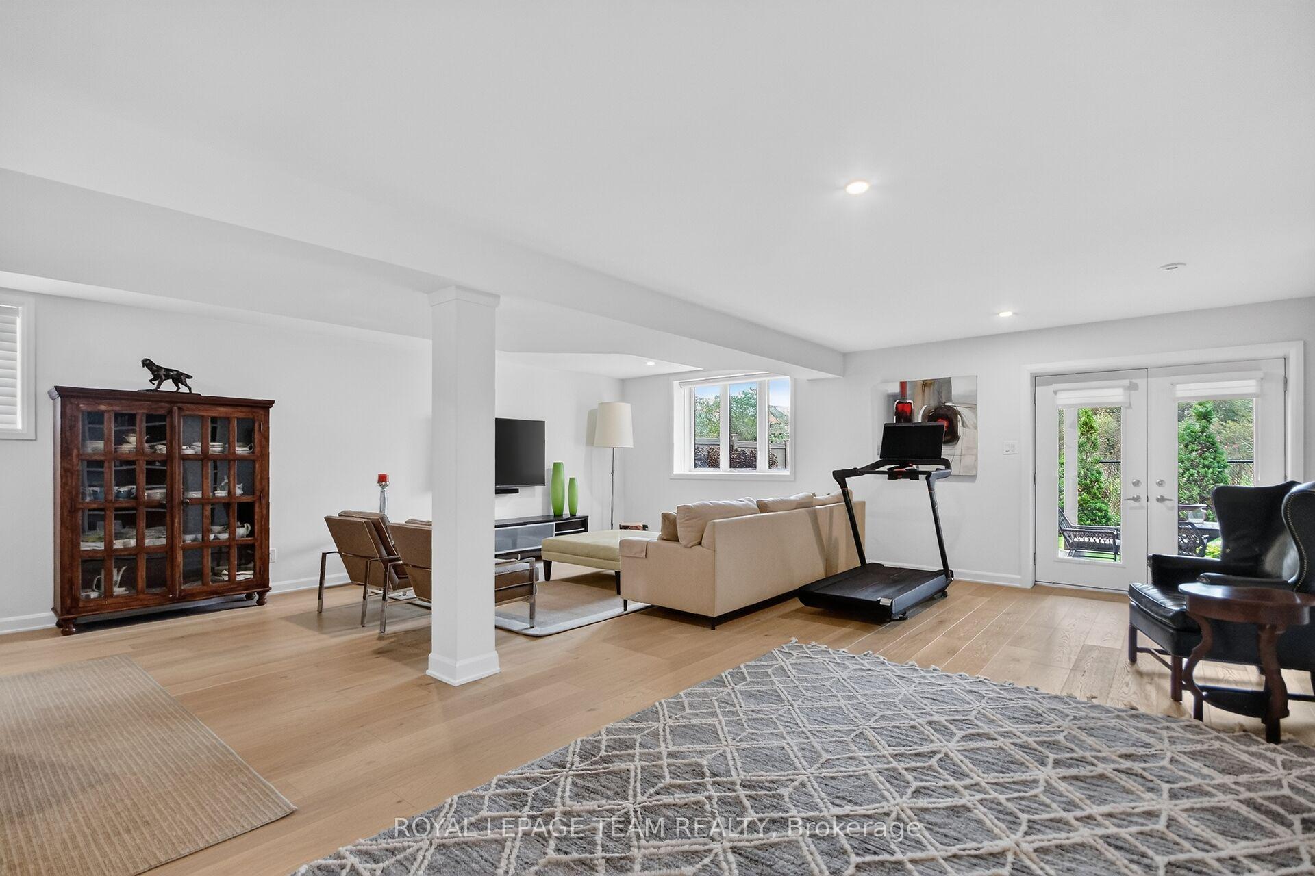 Photo 39 of 725 Coast Circle, Ottawa, Mahogany Community — HOMEH