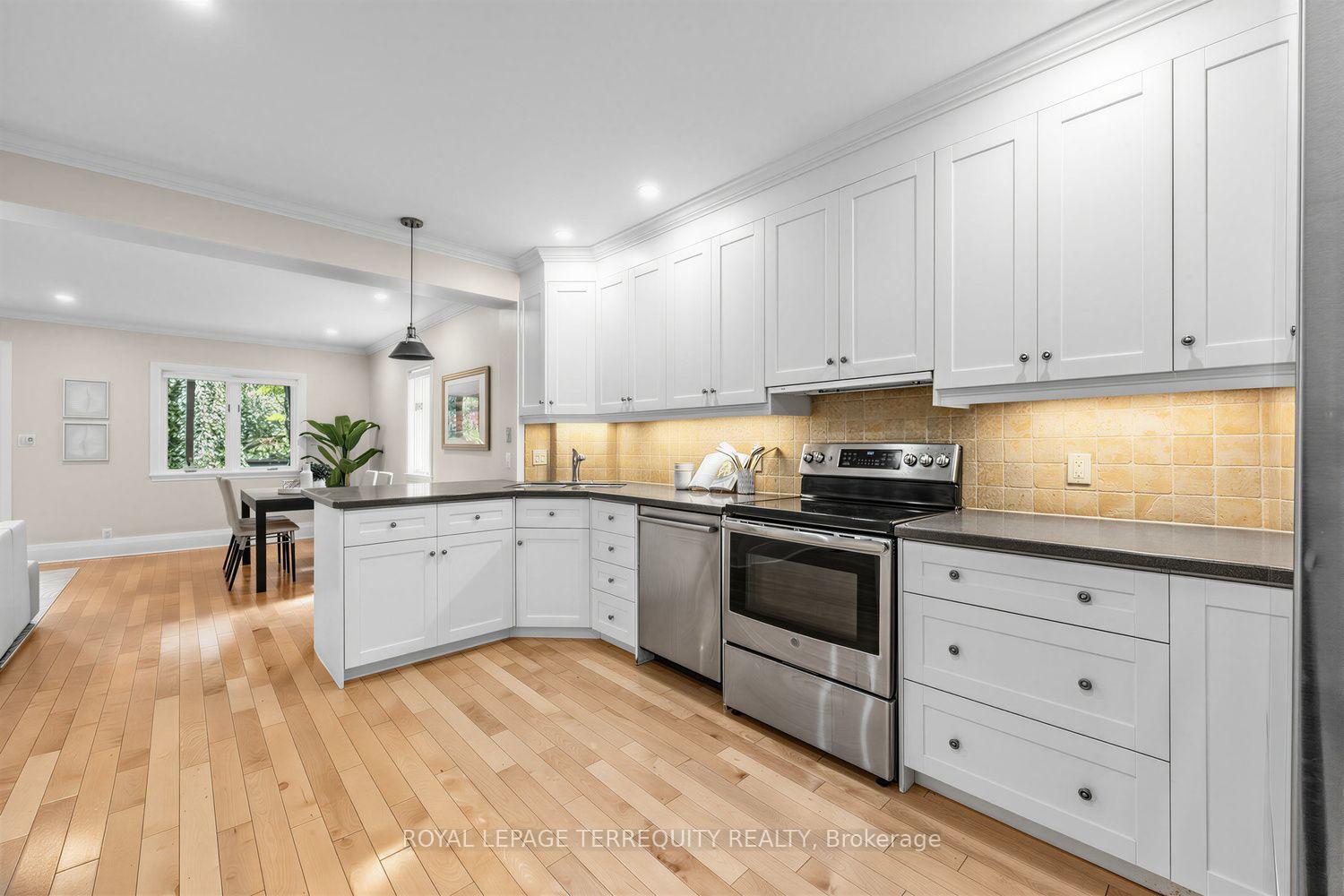Photo 13 of 81 Stibbard Avenue, Toronto, Mount Pleasant East — HOMEH