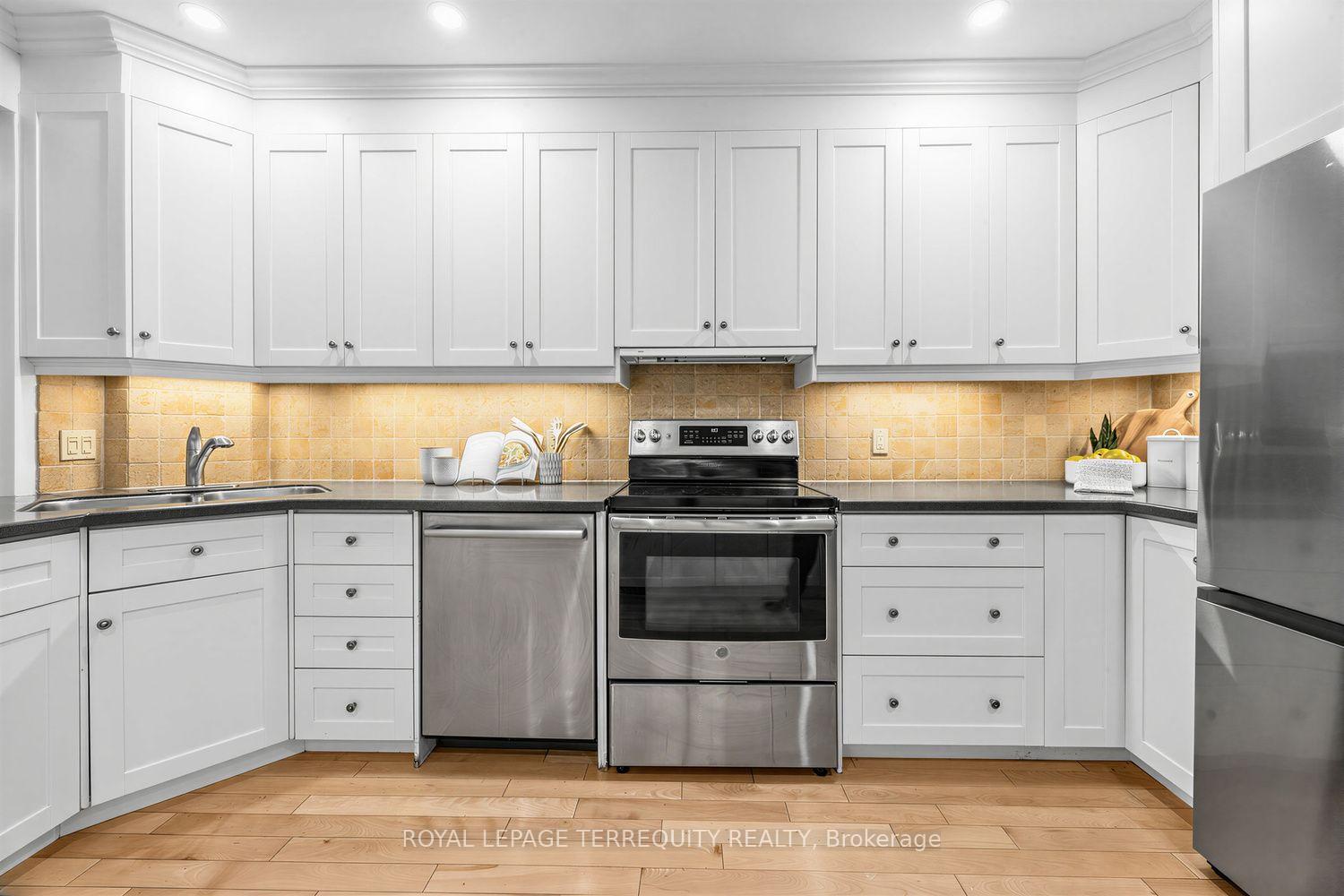 Photo 14 of 81 Stibbard Avenue, Toronto, Mount Pleasant East — HOMEH
