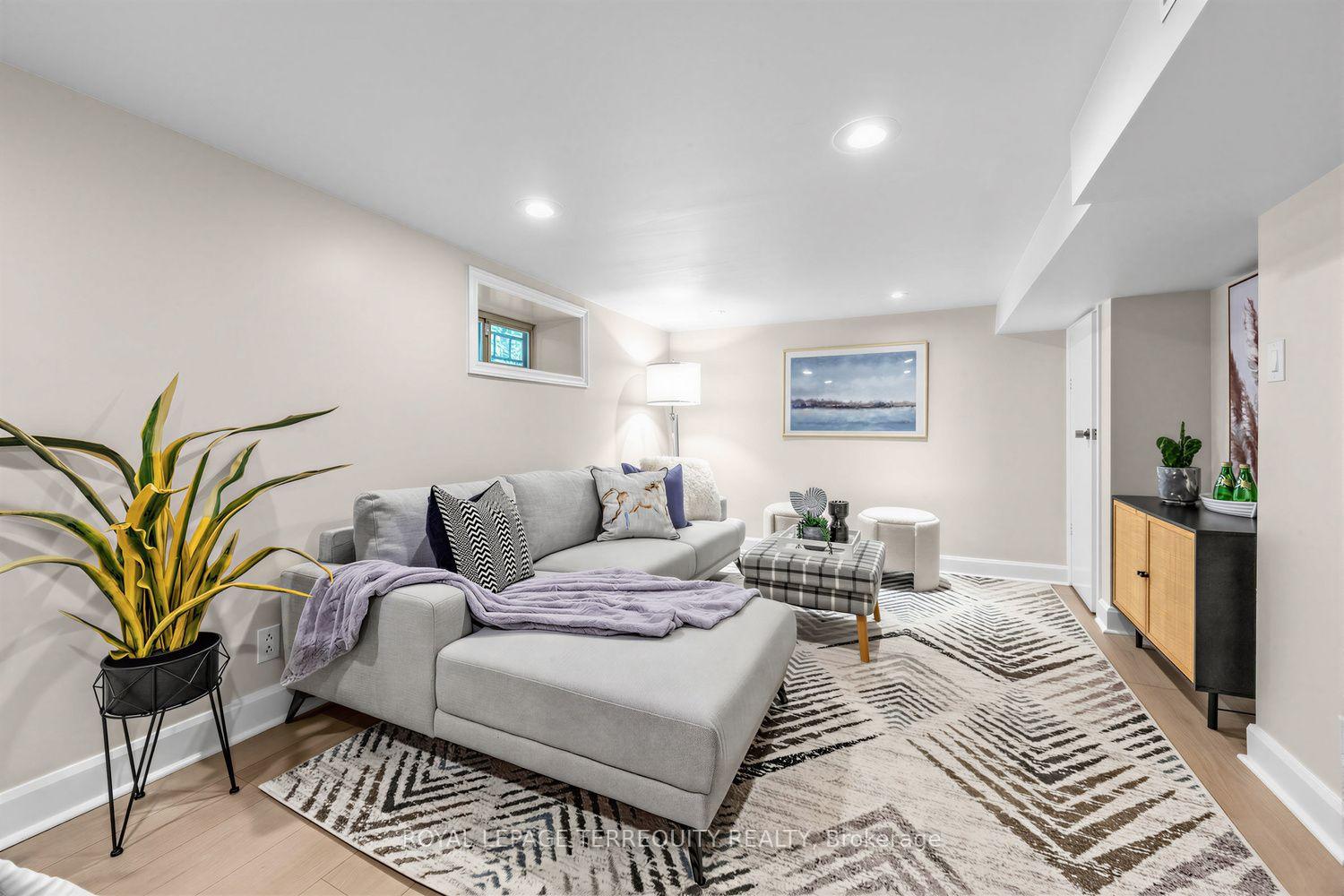 Photo 34 of 81 Stibbard Avenue, Toronto, Mount Pleasant East — HOMEH