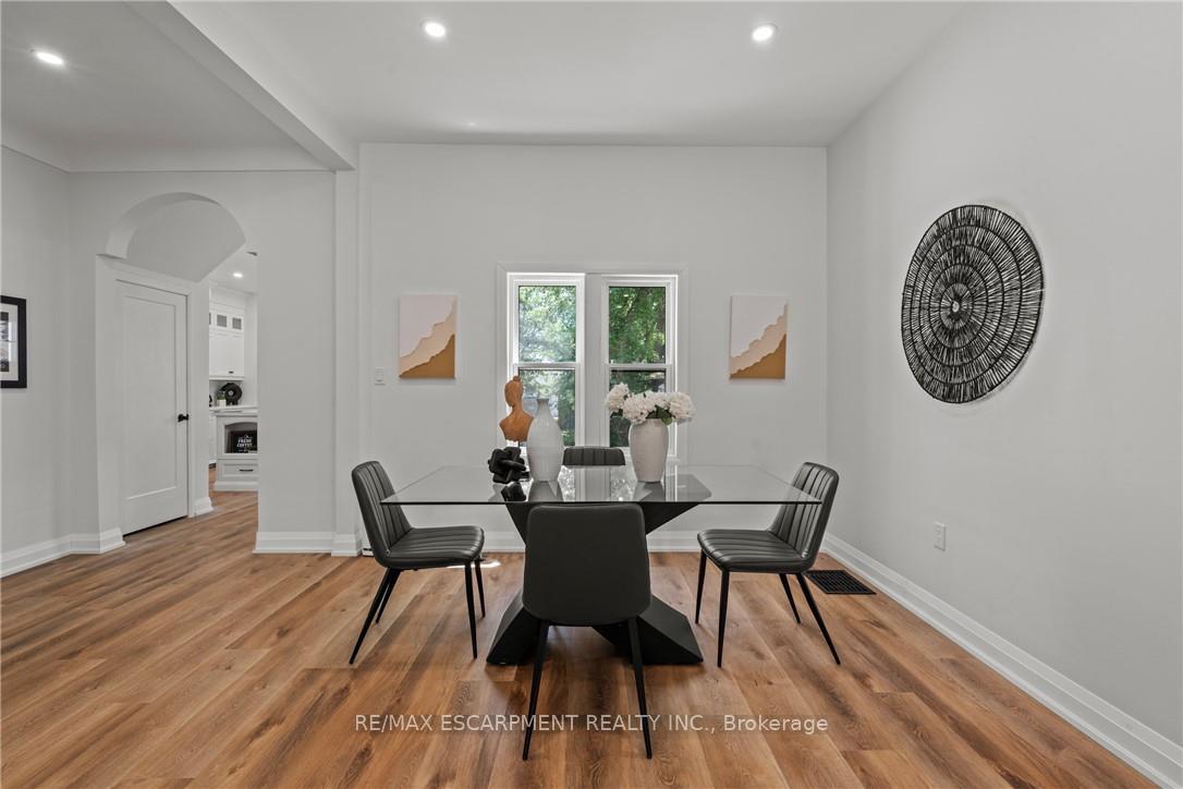 Photo 5 of 192 Victoria Avenue N, Hamilton, Landsdale — HOMEH
