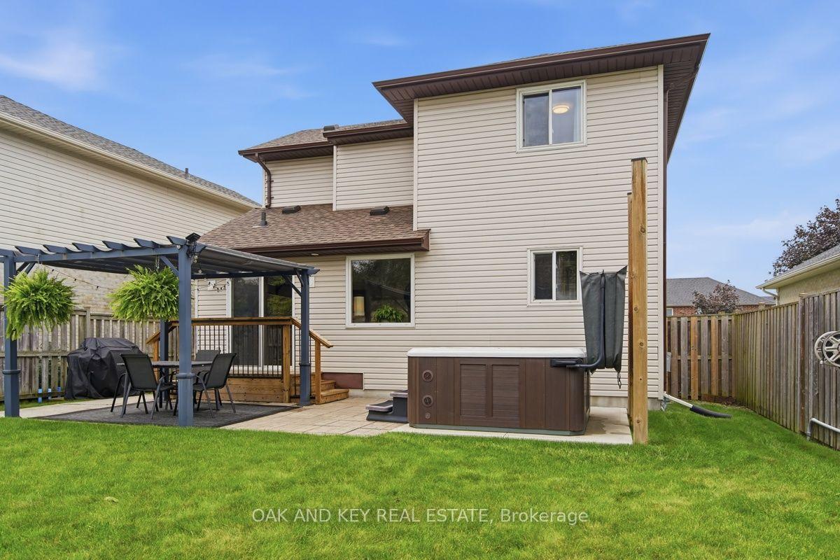 Photo 43 of 42098 Mcbain Line, Central Elgin, Rural Central Elgin — HOMEH