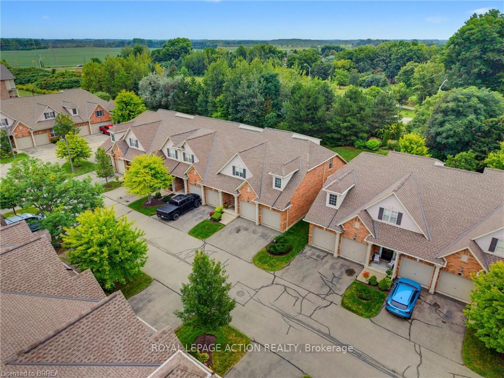 Photo 2 of Unit 21, 655 Park Road N, Brantford, Lynden Hills — HOMEH