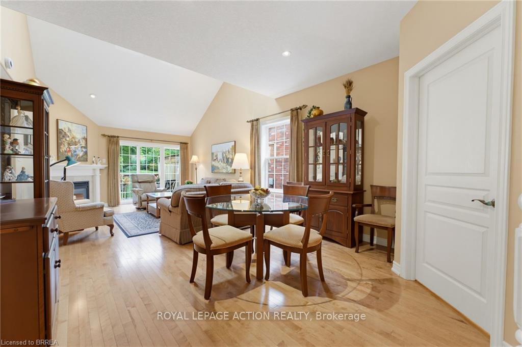 Photo 9 of Unit 21, 655 Park Road N, Brantford, Lynden Hills — HOMEH