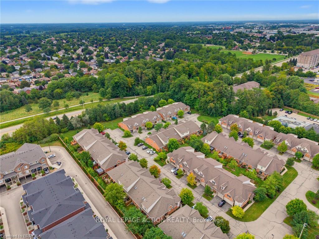Photo 35 of Unit 21, 655 Park Road N, Brantford, Lynden Hills — HOMEH