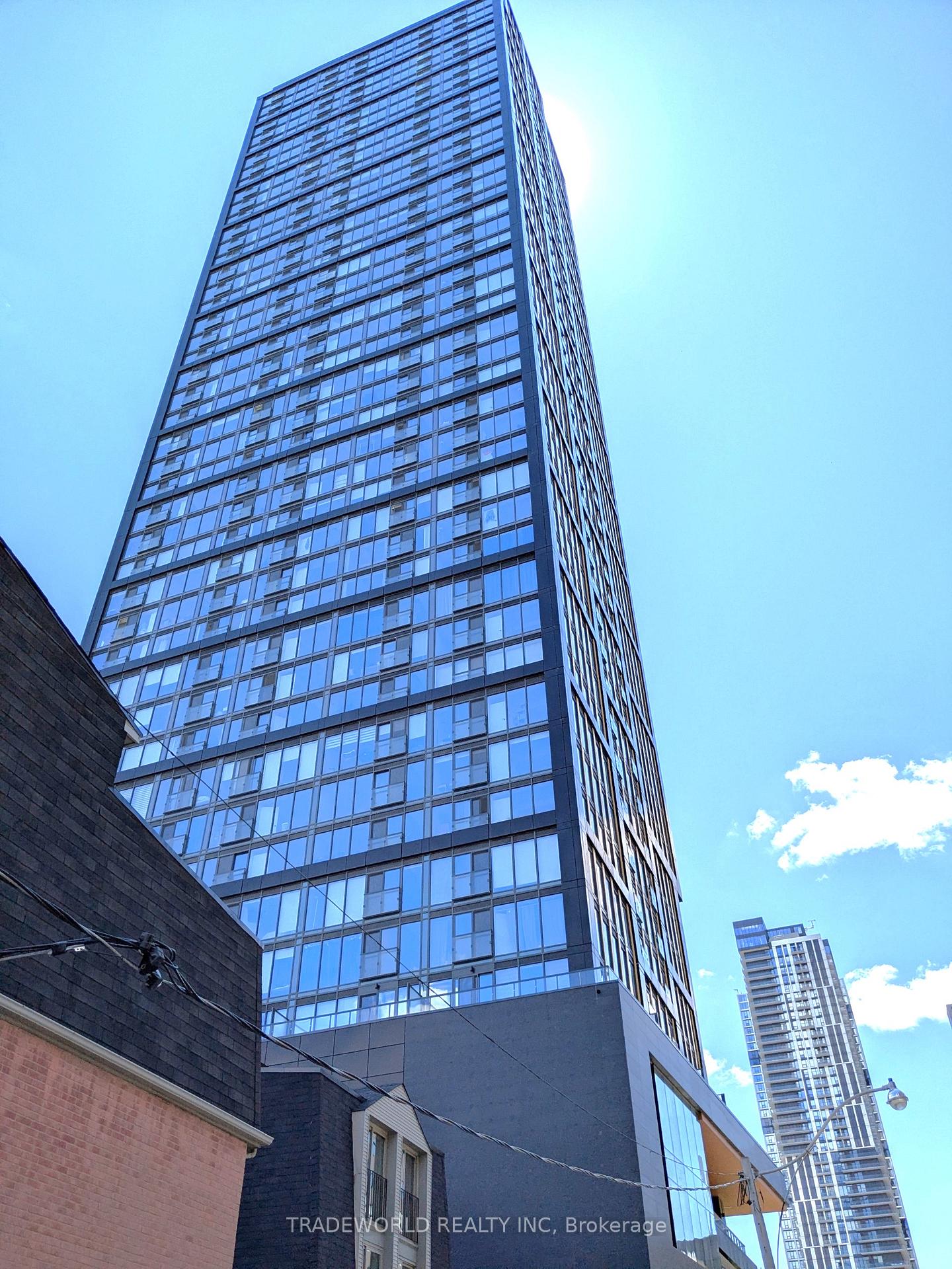Front of Unit 3602, 319 Jarvis Street