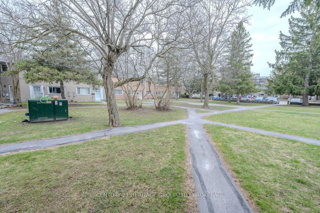 Photo 4 of Unit 36, 258 Queen Mary Road, Kingston, Central City West — HOMEH