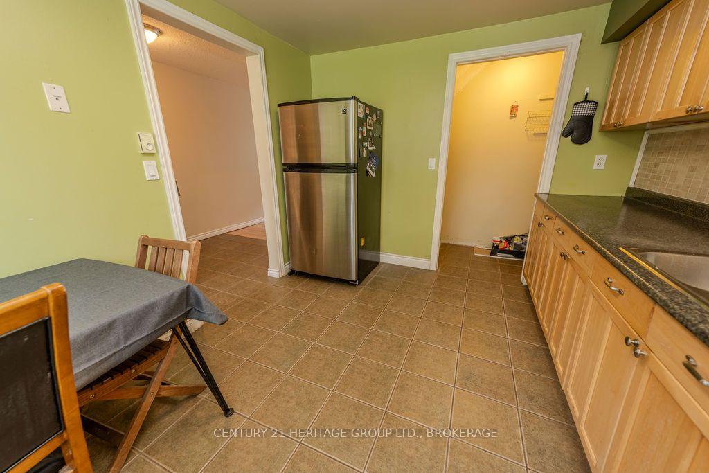 Photo 5 of Unit 36, 258 Queen Mary Road, Kingston, Central City West — HOMEH
