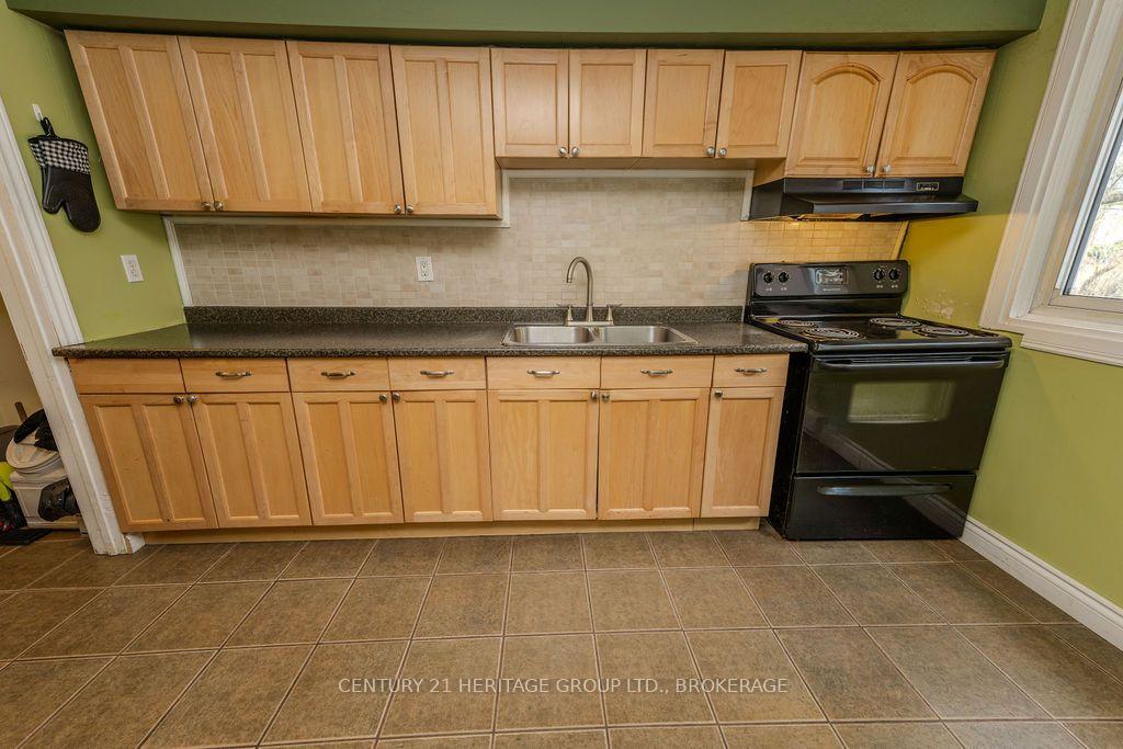 Photo 6 of Unit 36, 258 Queen Mary Road, Kingston, Central City West — HOMEH