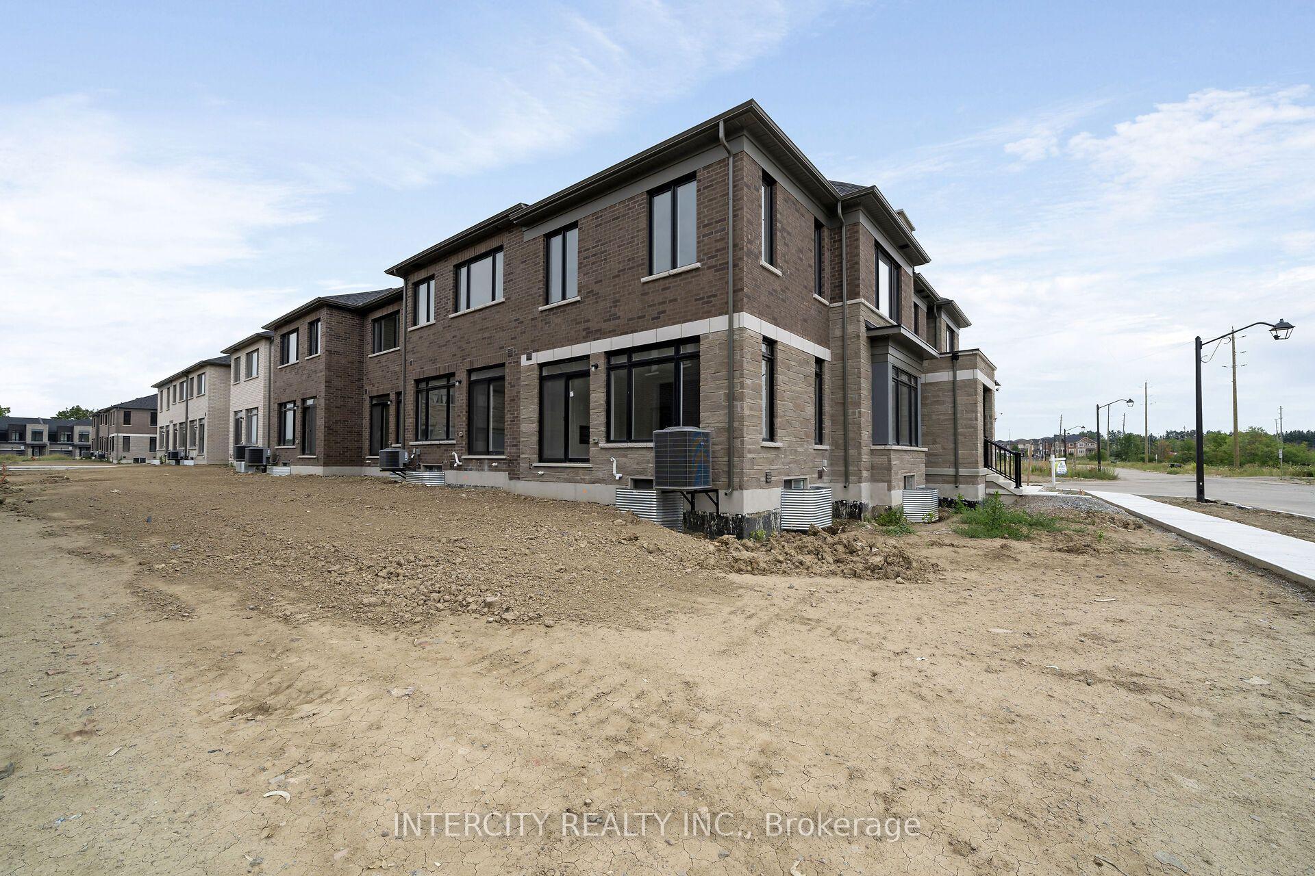 Photo 35 of Unit 20-104, 13969 Chickadee Lane, Caledon, Bolton West — HOMEH