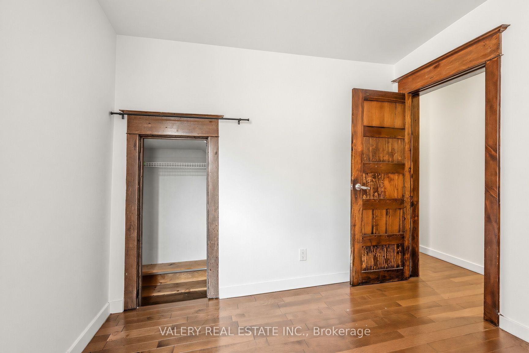 Photo 9 of 472 Crawford Street, Toronto, Palmerston-Little Italy — HOMEH