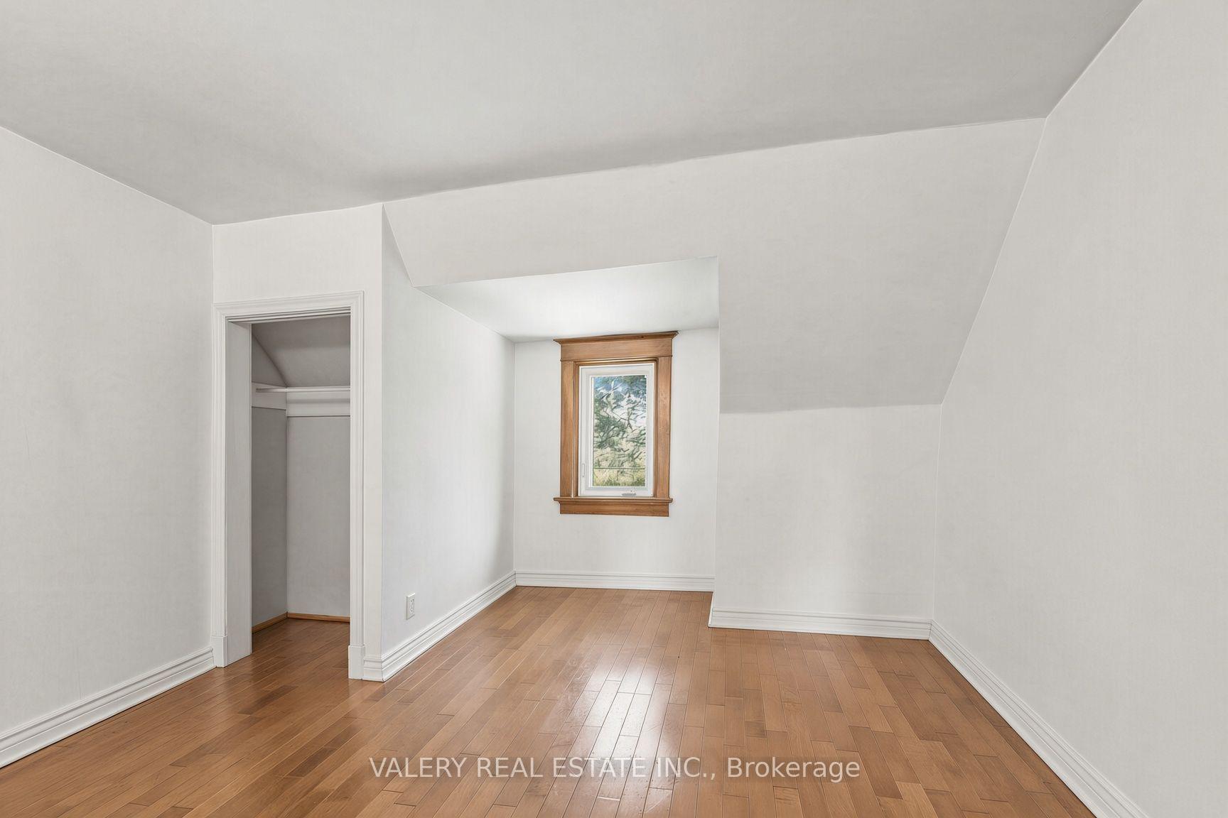 Photo 11 of 472 Crawford Street, Toronto, Palmerston-Little Italy — HOMEH