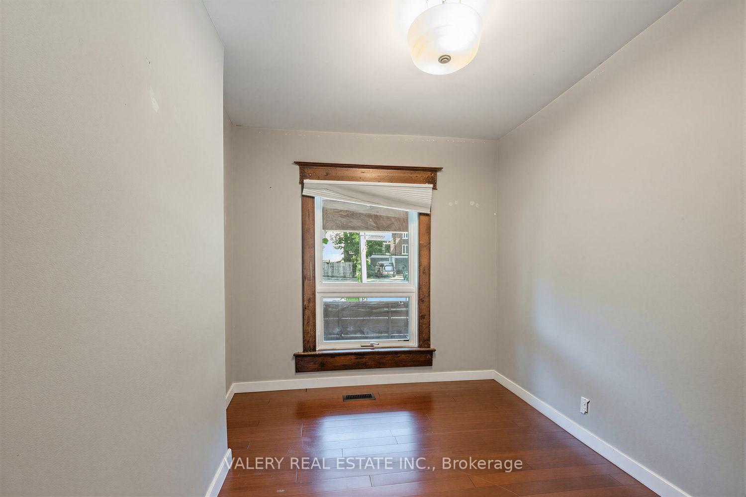 Photo 18 of 472 Crawford Street, Toronto, Palmerston-Little Italy — HOMEH
