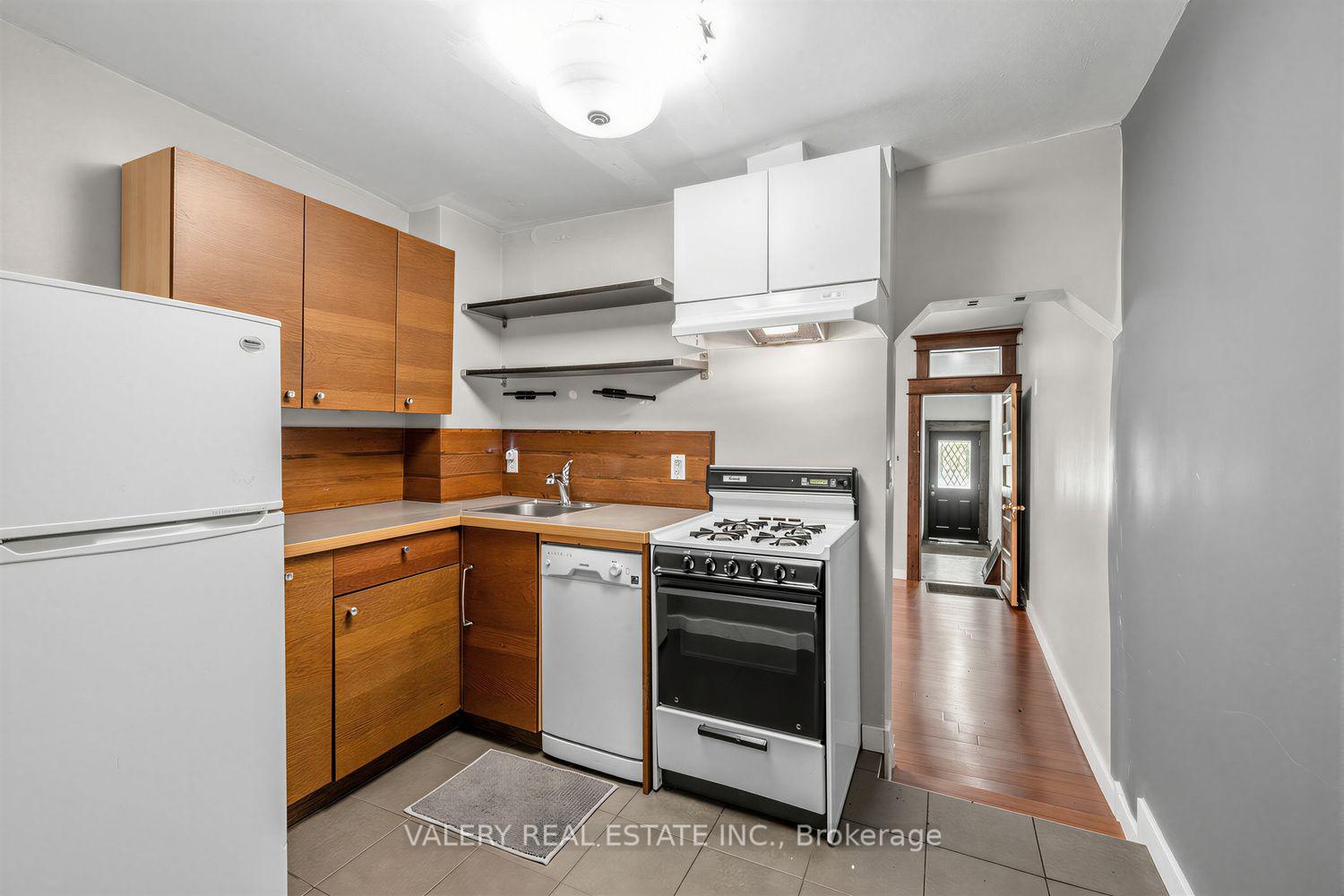 Photo 21 of 472 Crawford Street, Toronto, Palmerston-Little Italy — HOMEH