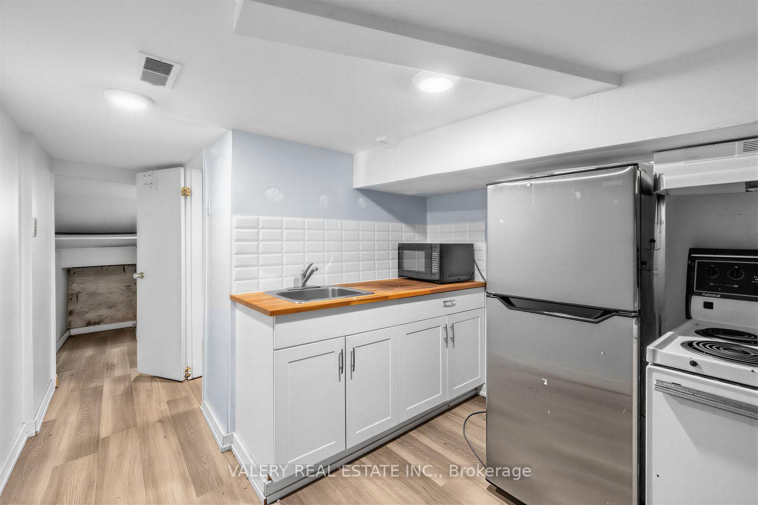 Photo 26 of 472 Crawford Street, Toronto, Palmerston-Little Italy — HOMEH