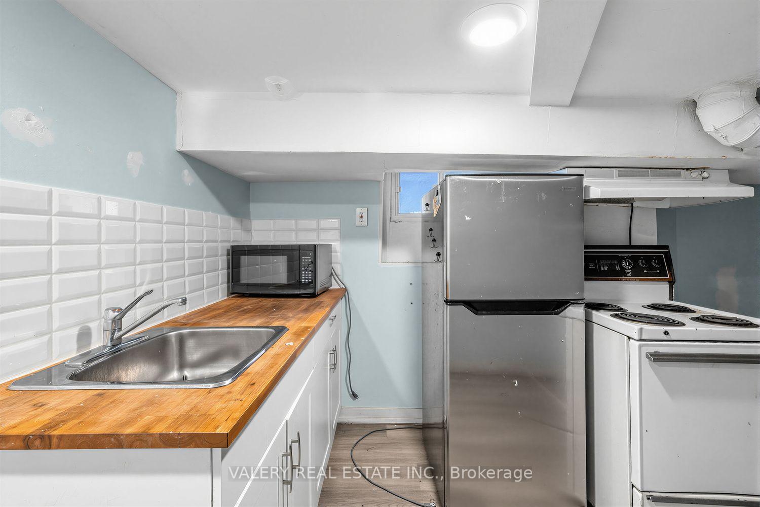 Photo 27 of 472 Crawford Street, Toronto, Palmerston-Little Italy — HOMEH