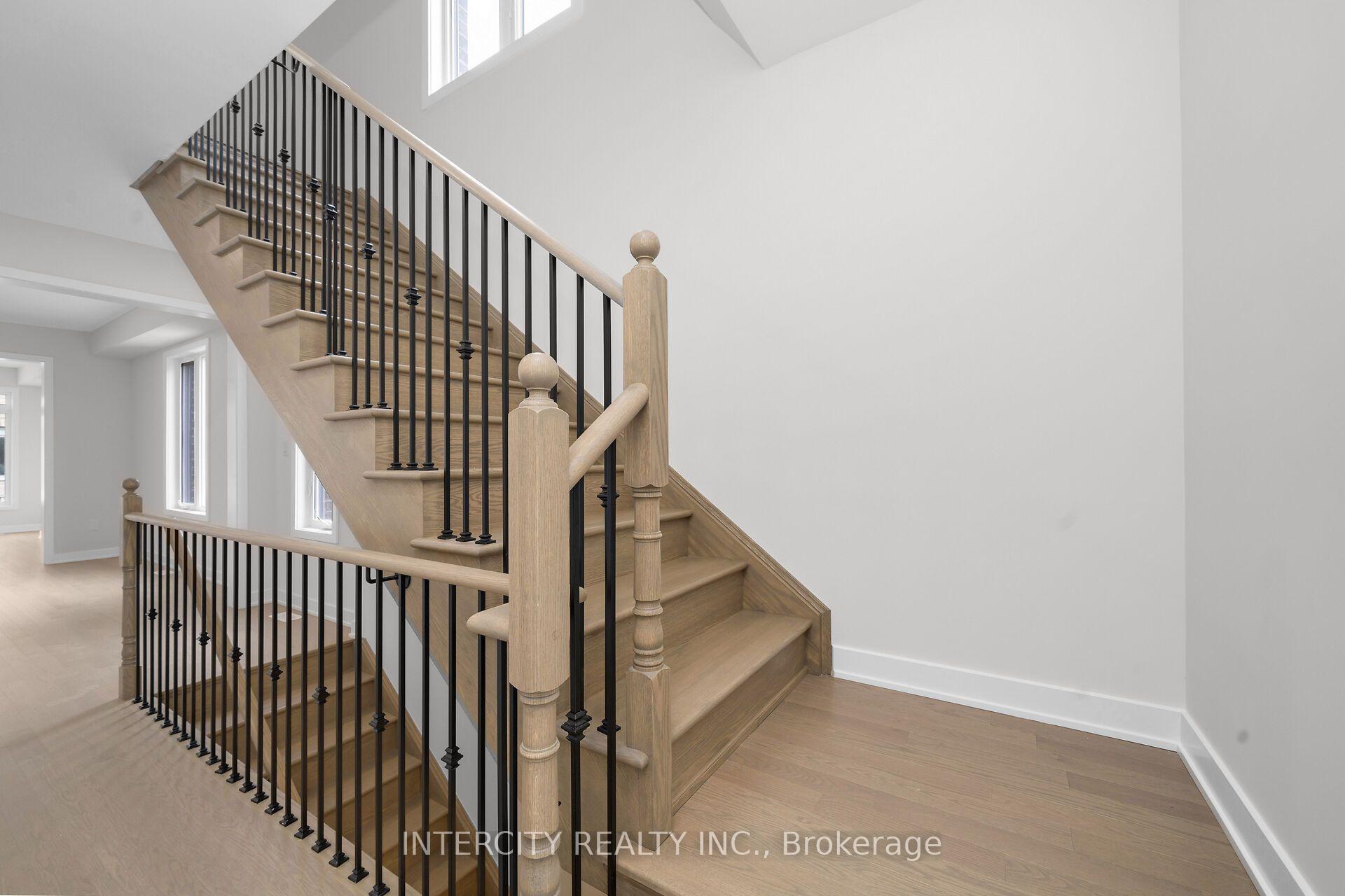 Photo 16 of Unit 19-103, 630 Glasgow Road, Caledon, Bolton West — HOMEH