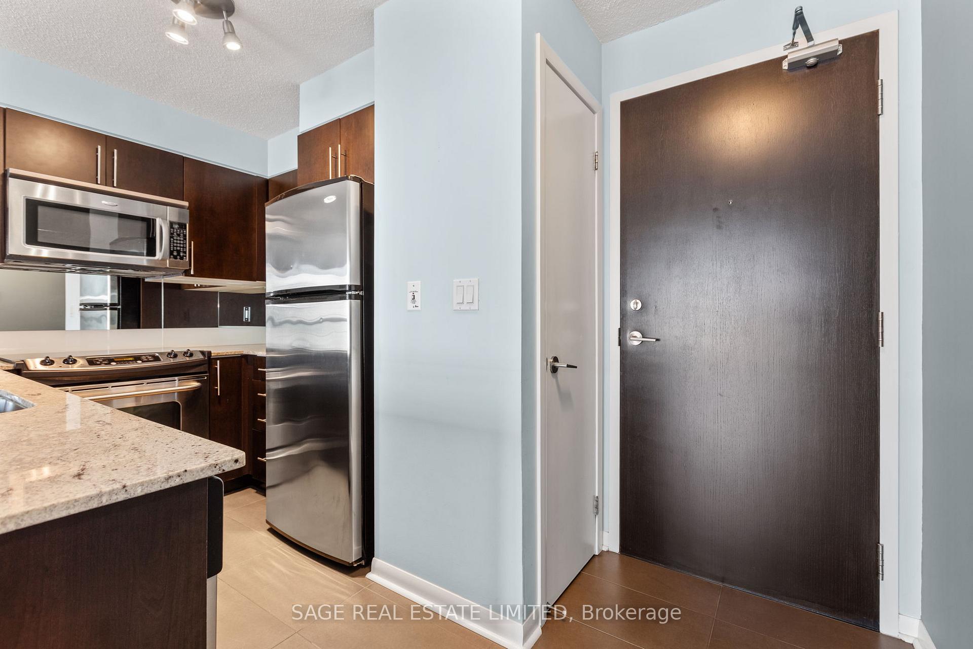 Photo 10 of Unit 1202, 96 St Patrick Street, Toronto, Kensington-Chinatown — HOMEH