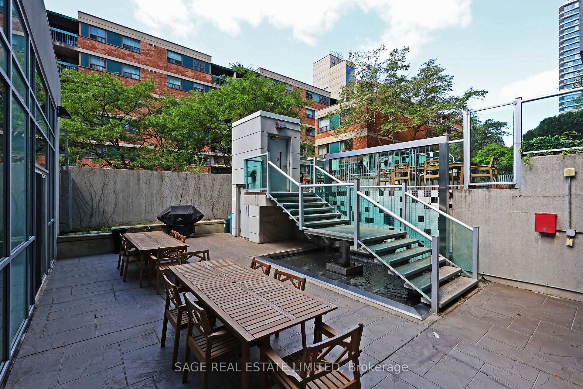 Photo 32 of Unit 1202, 96 St Patrick Street, Toronto, Kensington-Chinatown — HOMEH
