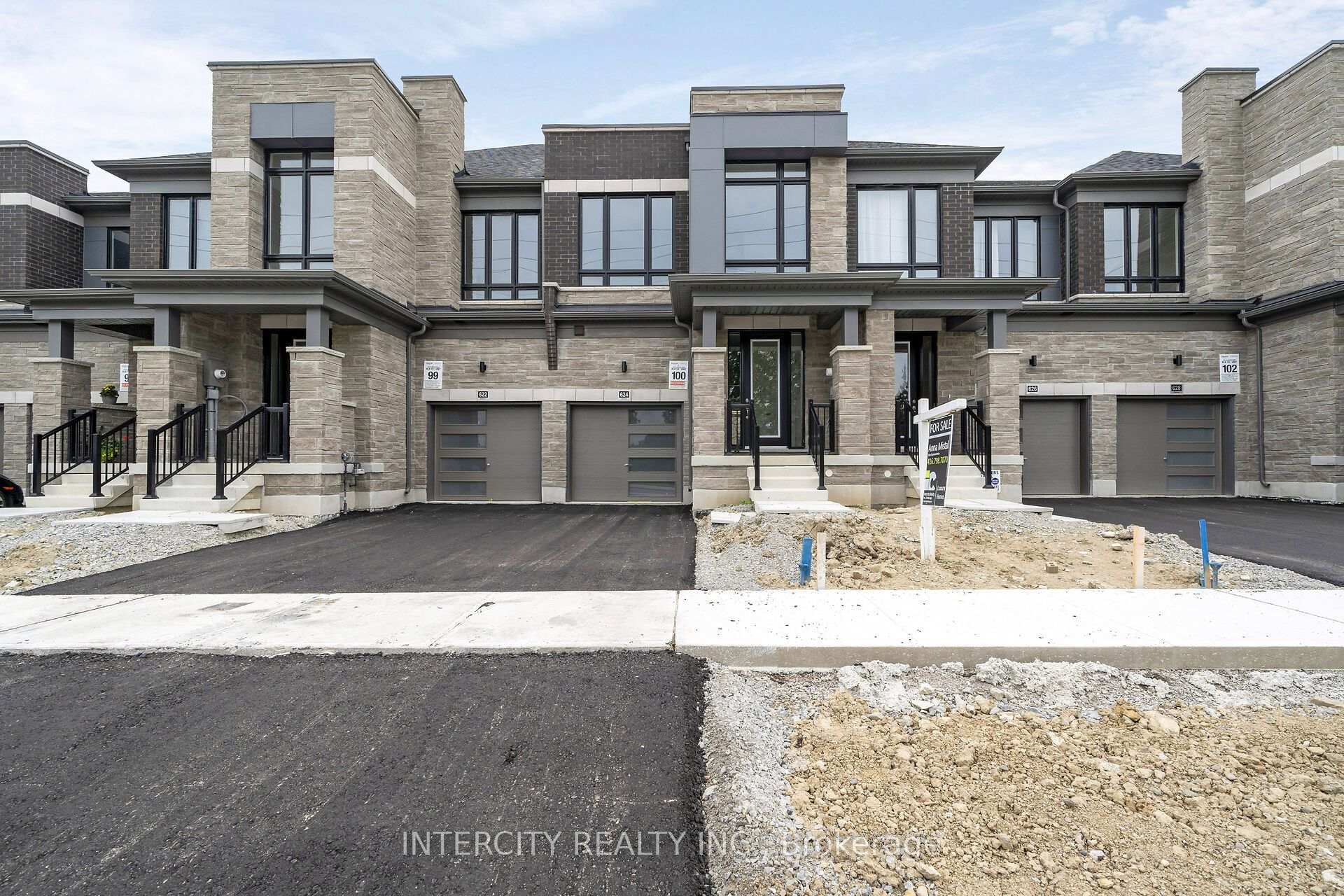 Photo 1 of Unit 19-100, 624 Glasgow Road, Caledon, Bolton West — HOMEH
