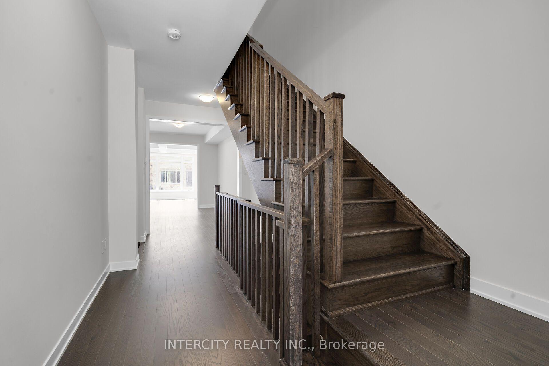 Photo 4 of Unit 19-100, 624 Glasgow Road, Caledon, Bolton West — HOMEH
