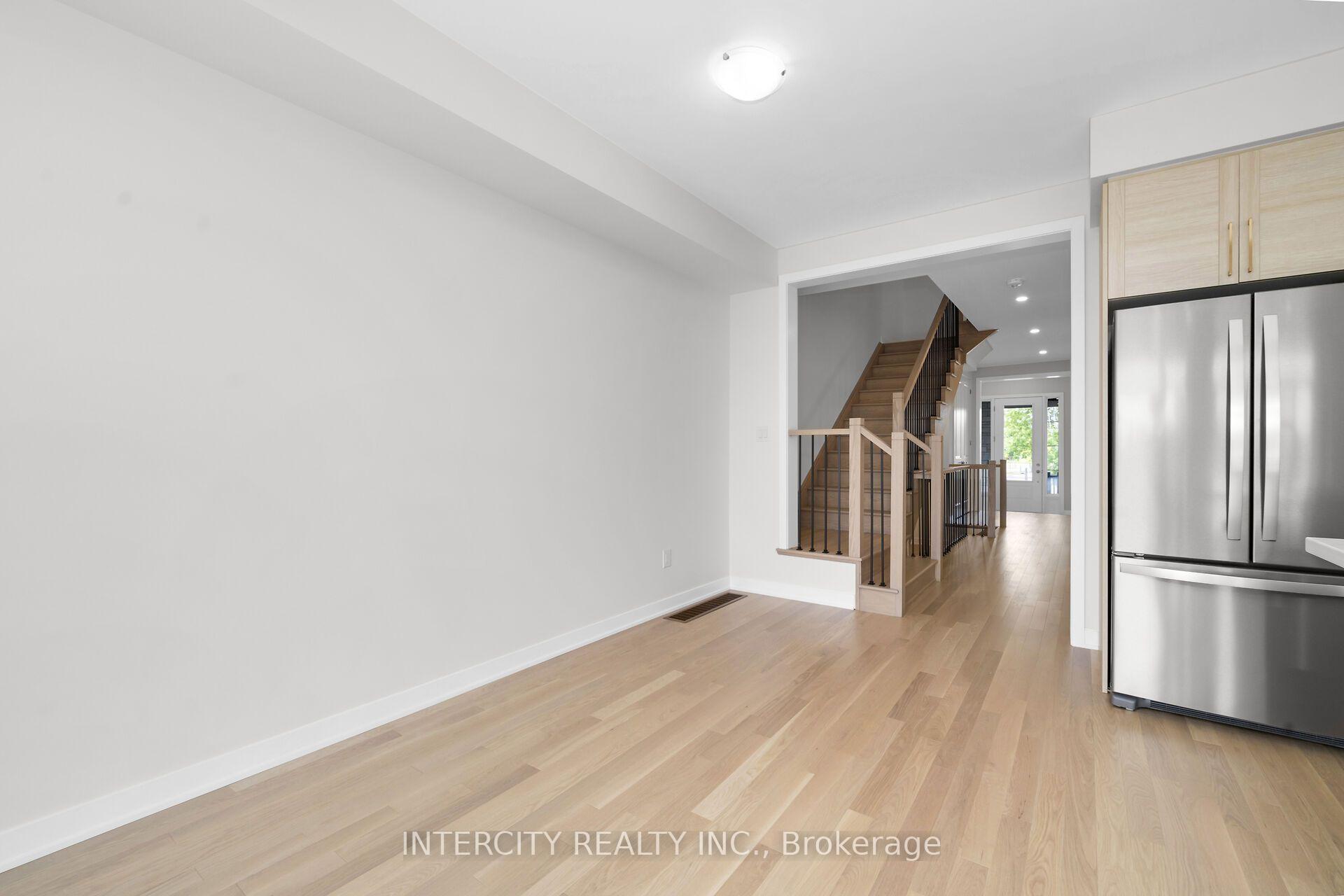 Photo 11 of Unit 18-90, 604 Glasgow Road, Caledon, Bolton West — HOMEH